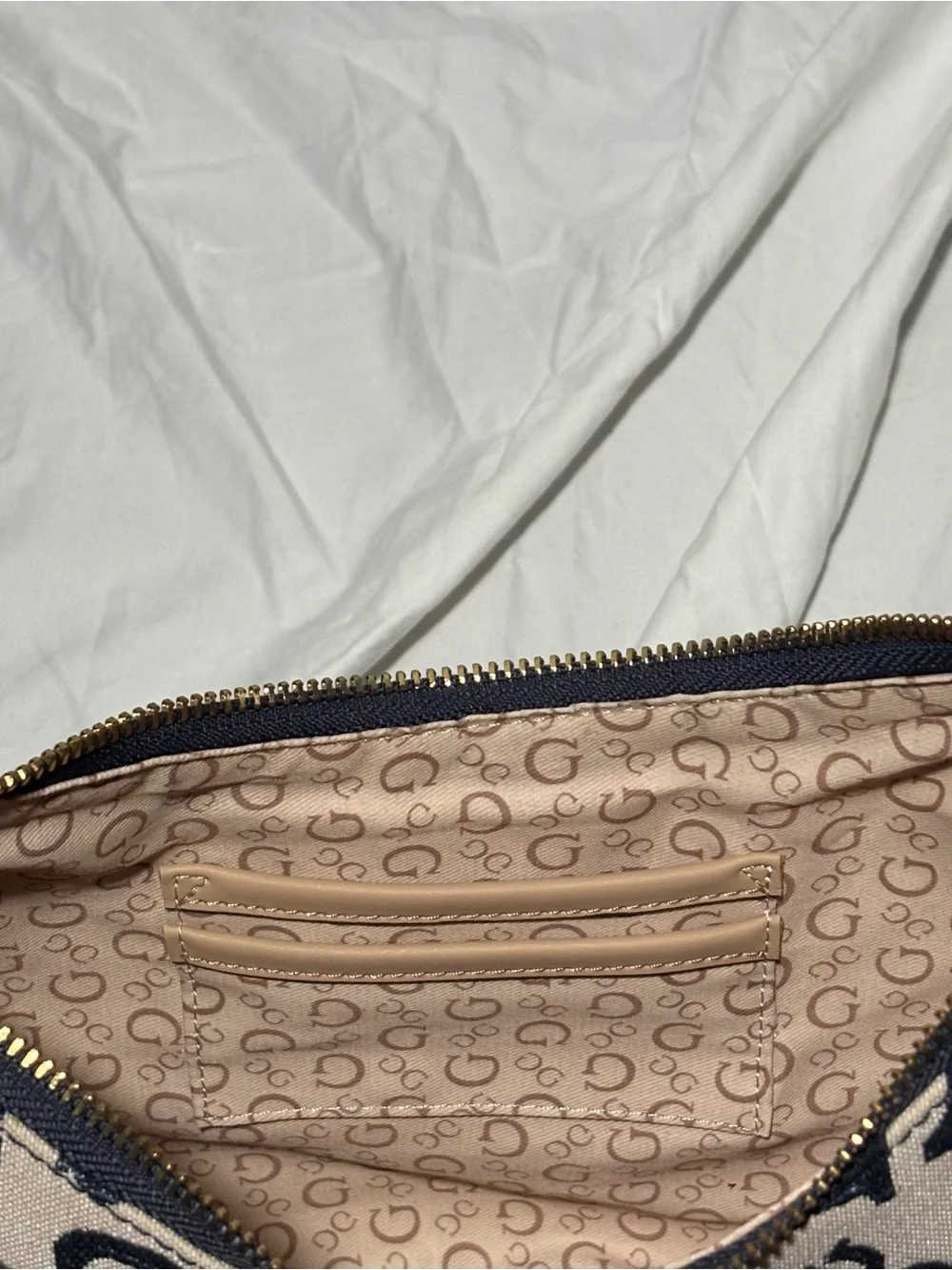 Y2K GUESS Tan & Navy Logo Bannana Shoulder Bag